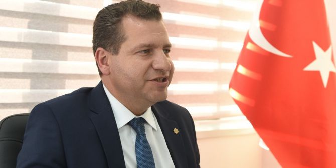 Karesi Belediye Başkanı Yücel Yılmaz: