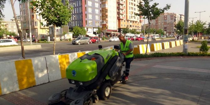 Batman’da Sıcak Havalar Bunaltıyor