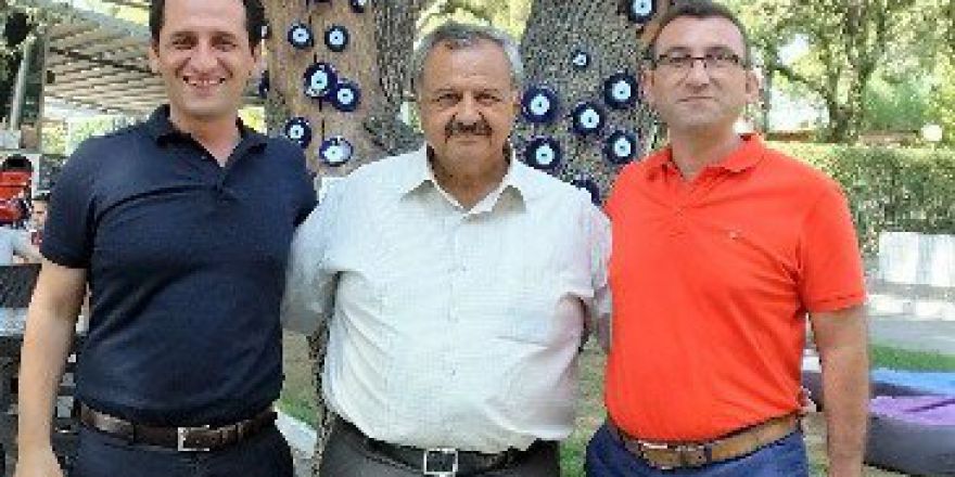 Kampus Sahil Kafede Nazar Ağacı İlgi Odağı Oldu