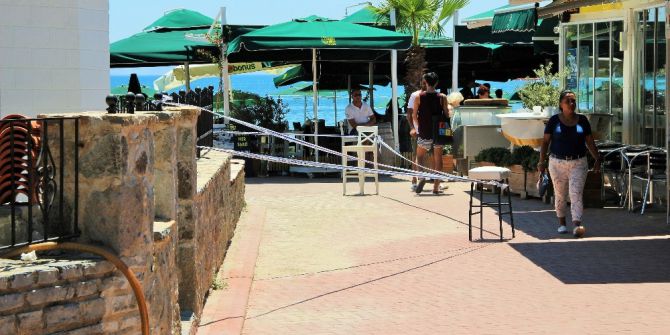 Depremde Hasar Gören Minareler Tehlike Oluşturuyor