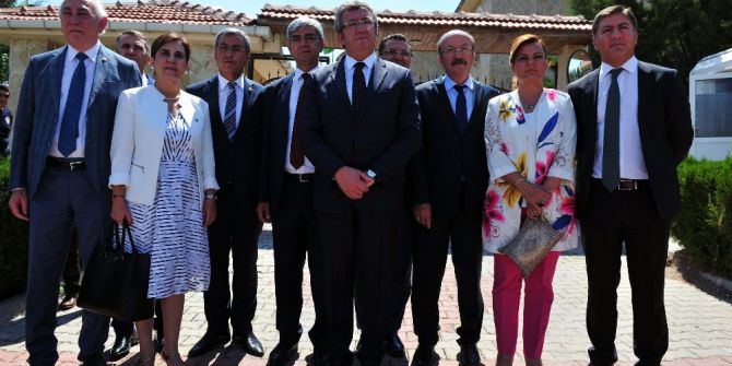 Chp’li Altay Ve Beraberindekiler Filistin Ankara Büyükelçisi Mustafa İle Görüştü