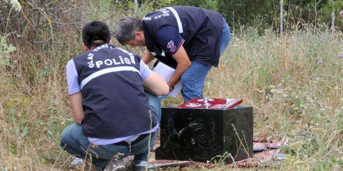 Çalıntı Kasa Boş Tarlada Bulundu