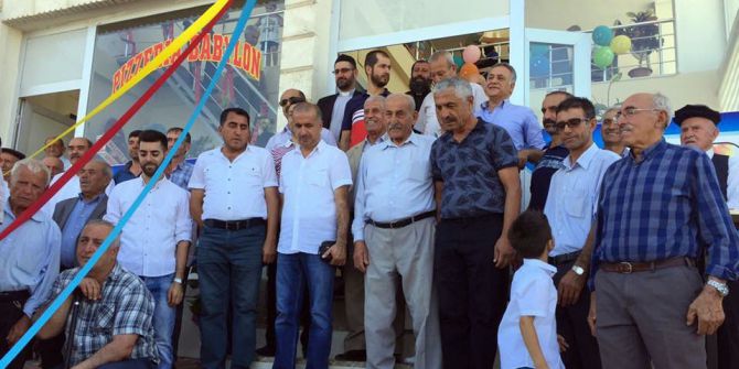 Süryani Ortakların Pizza Dükkanı Törenle Açıldı