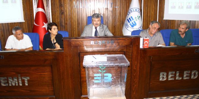 38 Gün Görevden Alınan Başkanın Yerine Vekil Seçildi