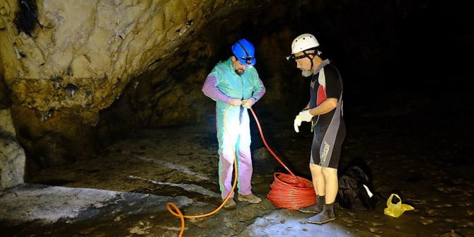 Küçük Mağaracıya Mağarada Doğum Günü Sürprizi