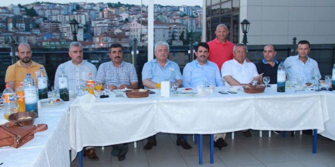 Çakır Gazetecilerle Bir Araya Geldi