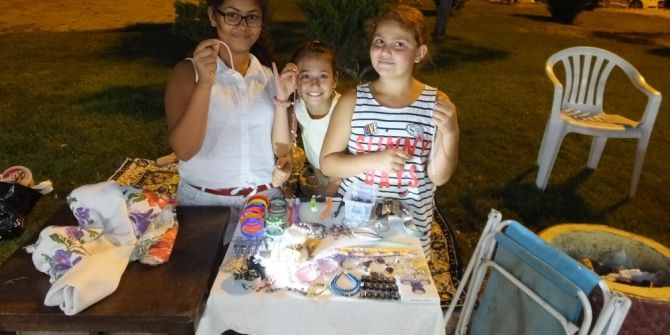 Bu Öğrenciler Tatil Parası Kazanıyor