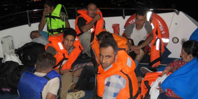 Mülteciler Tekneleri Arızalanınca Yakalandı