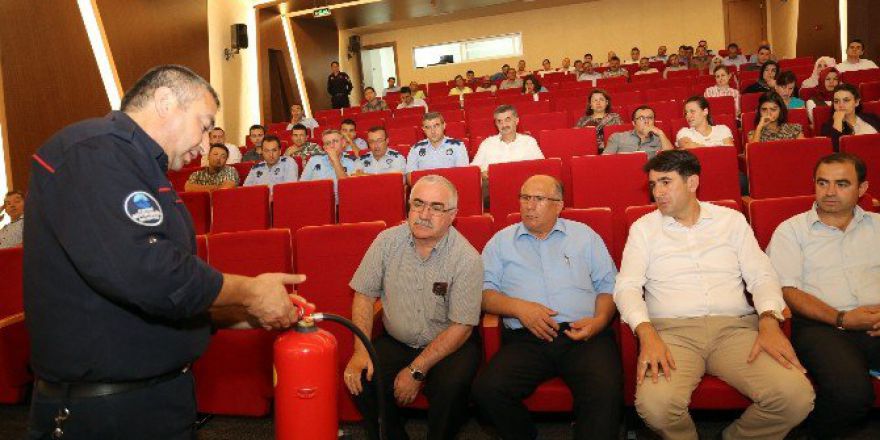 Belediye Personeli Yangın Tatbikatına Katıldı