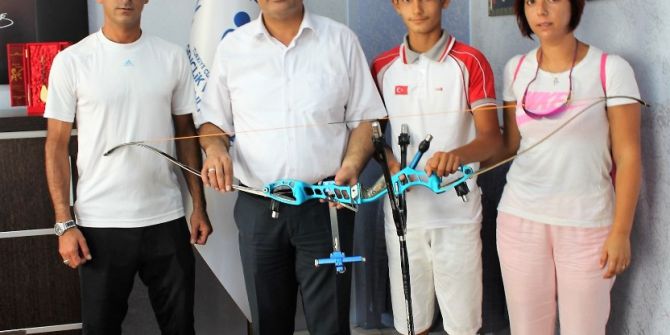 Mersinli Genç Okçu İstanbul’dan Şampiyonlukla Döndü