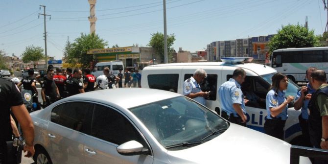 Göç İdaresi Müdürü Ve Personeline Saldırı