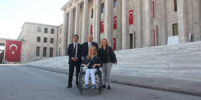 Chp’li Çakırözer Ve Fa Hastası Gülçin’den Sağlık Bakanlığı’na Teşekkür