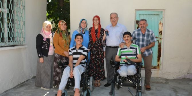 Başkan Kutlu’dan Engelli Kardeşlere Sürpriz Ziyaret