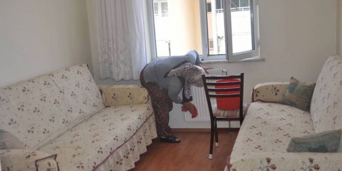 Niksar Belediyesi’nden İhtiyaç Sahibi Yaşlılara Evde Temizlik Hizmeti