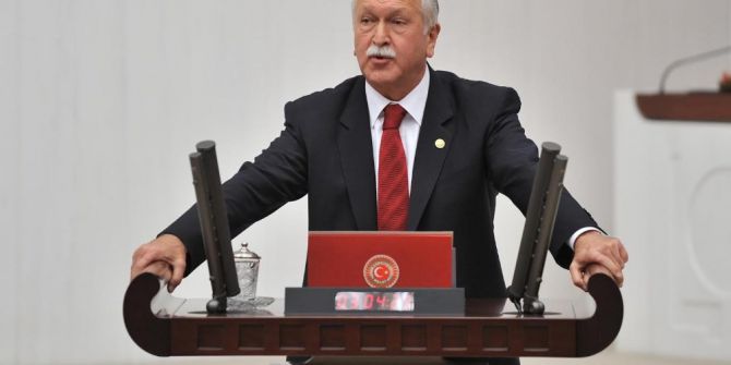Chp Milletvekili Bülent Bektaşoğlu’ndan Müfredat Eleştirisi