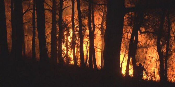 İzmir’in Bayındır İlçesindeki Yangın 12 Saattir Devam Ediyor