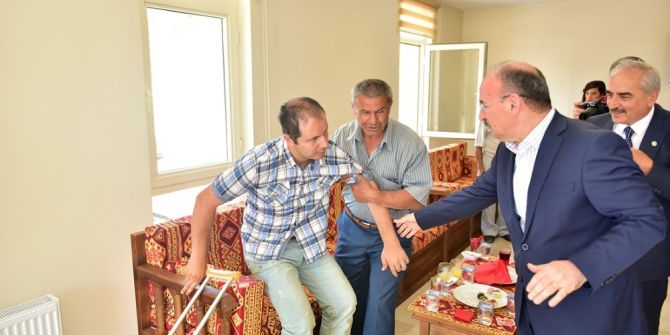 Vali Karadeniz’den Terör Gazisine Ziyaret