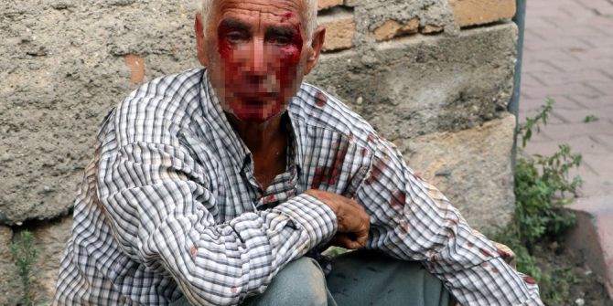 Yaşlı Adamı Öldüresiye Dövdü, Gasp Ettiği Parayla Eğlendi