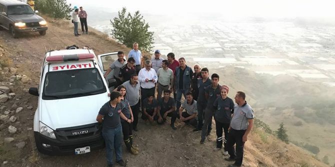 İtfaiye Hem Yangınla Hem De İhbarla Uğraştı