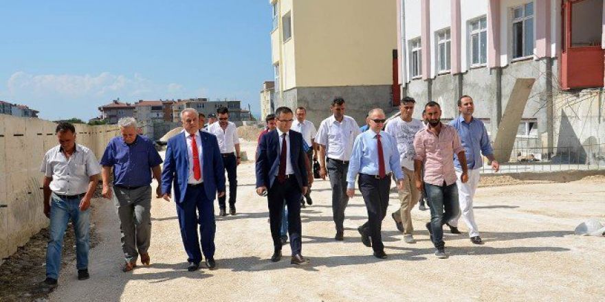 Vali Ceylan, Saray İlçesinde İncelemelerde Bulundu