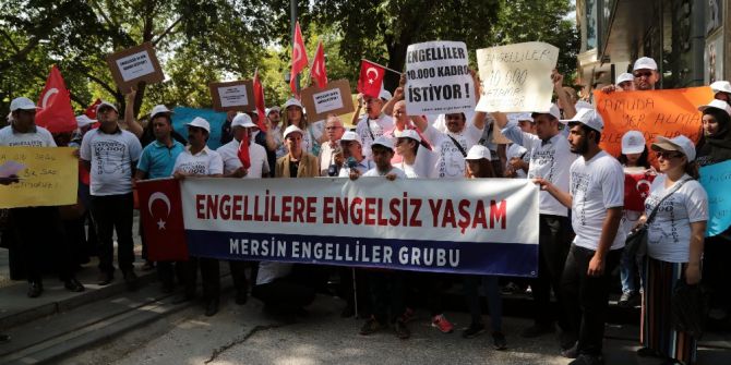Başkent’te Engellilerden Atama Talebi
