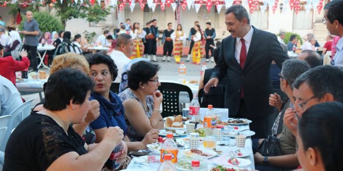 Başkan Uysal Gurbetçileri Bir Araya Getirdi