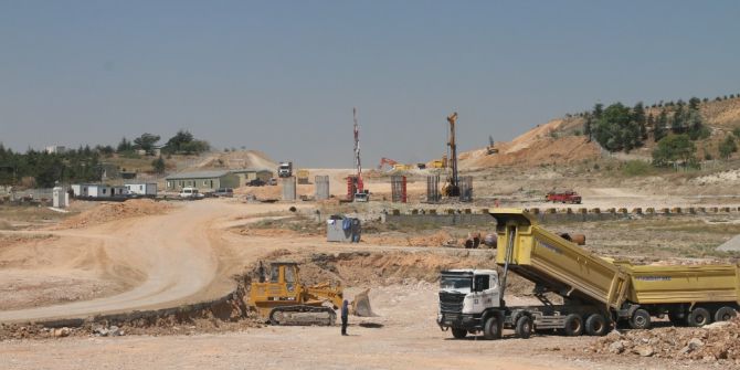 Zırhlı Birlikler Arazisinden Geçecek Bulvar Çalışmaları Devam Ediyor