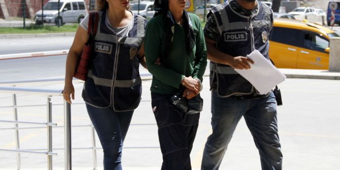 Terör Örgütü Üyesi Olduğu İddia Edilen Kadın Alanya’da Yakalandı