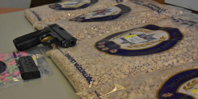 Piston İçinde Uyuşturucu Sevkıyatı Yapacak Şebekeye Polis Baskını