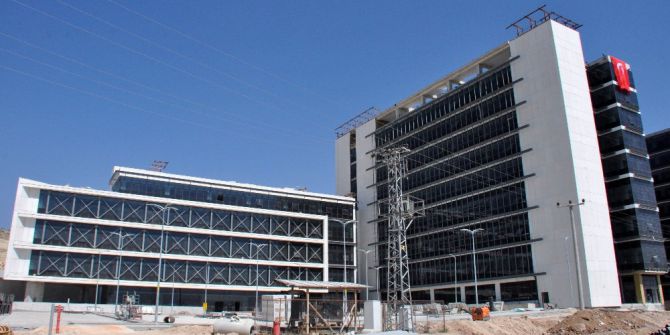 Konya Protokolü Meram Tıp Fakültesi Hastanesi İnşaatında İncelemelerde Bulundu