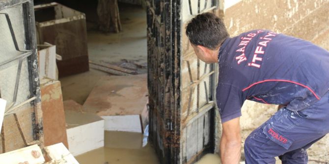 Selendi’de Sel Afetinin Yaraları Sarılıyor