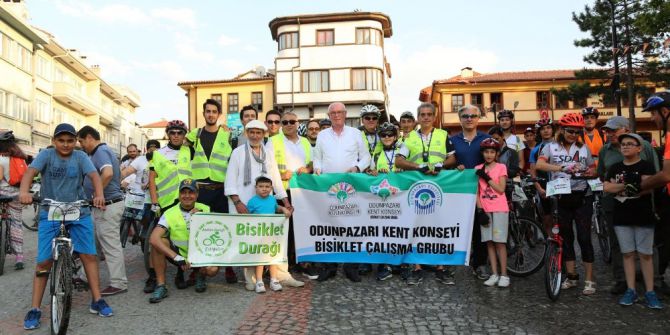 Odunpazarı’nda ‘Arabadan İn Bisiklete Bin’ Etkinliği