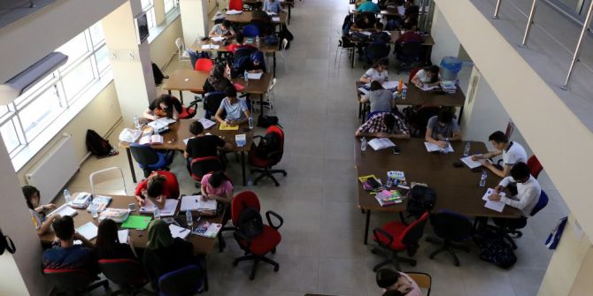 Öğrenciler Yaz Aylarında Da Kütüphaneye Yoğun İlgi Gösteriyor