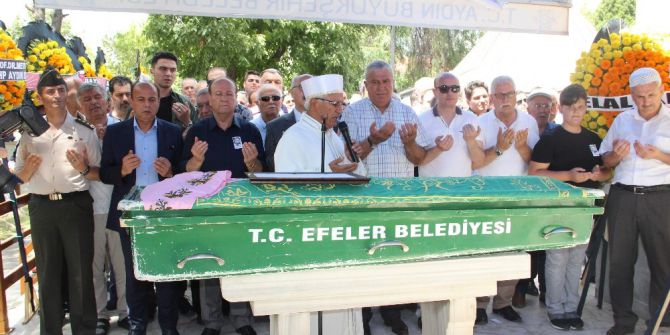 Başkan Özakcan’ın Annesi Son Yolculuğuna Uğurlandı