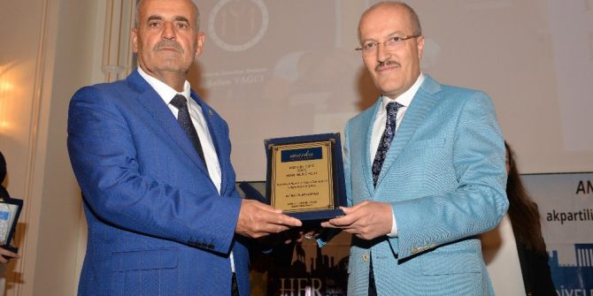 Başkan Kafaoğlu’na Anıt Ödülü