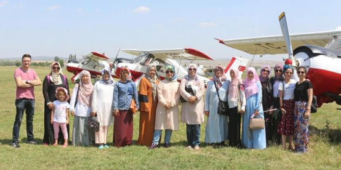 Kazakistanlı Öğrenciler İnönü’yü Gezdi