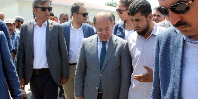 3 Bin 350 Konteynerlik Kampta 13 Bin 500 Mülteci Yaşıyor