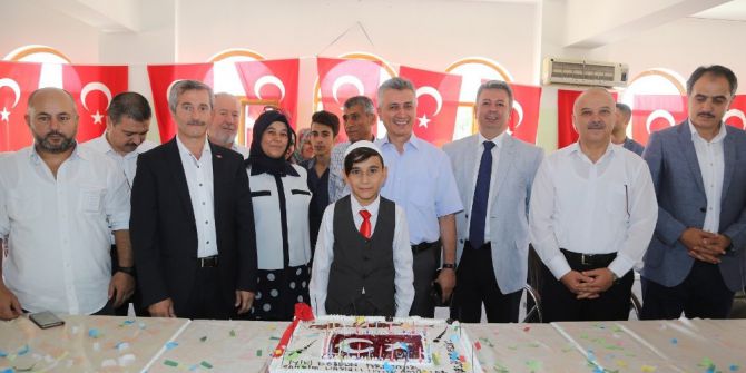 Şehit Polisin Çocuğuna Doğum Günü Sürprizi