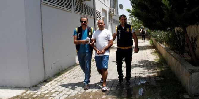 Polisten Kaçan Cezaevi Firarisi Havaya Ateş Ederek Yakaladı