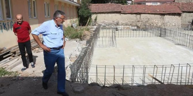 İnönü Belediyesi Spor Ve Sosyal Yaşam Merkezi’nin İnşaatı Devam Ediyor