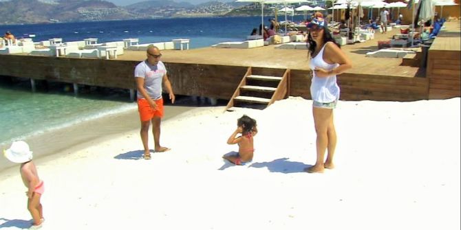 Işın Karaca Ailesiyle Birlikte Çocuklar Gibi Eğlendi