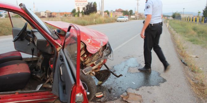 Tavşanlı’da Trafik Kazası: 2 Yaralı