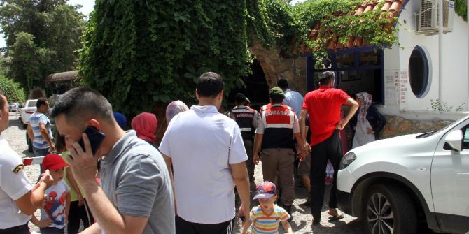 Tatilciler Mağdur Oldu, Otel Çalışanları İş Bıraktı