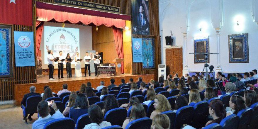 Edirne’de Öğretmen Adaylarına Sertifikaları Verildi