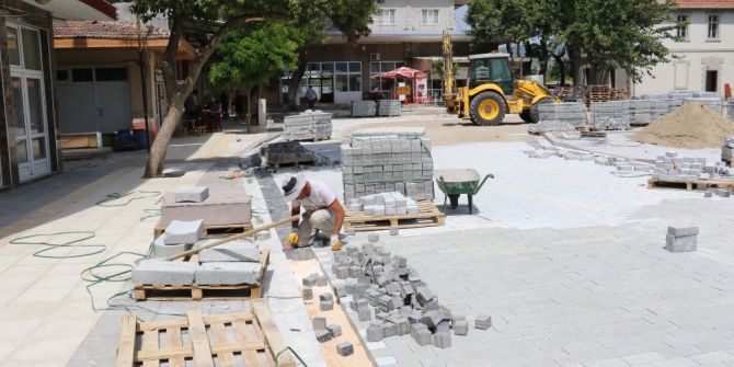 Soma’da Meydan Projesi Çalışmaları Hız Kazandı
