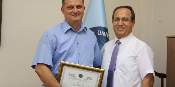 Aü İletişim Fakültesi’ne Yeni Dekan