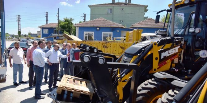 Kartepe Belediyesi Yeni İş Makineleri Aldı