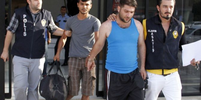 Alanya’da Toplam 26 Yıl Hapis Cezası Bulunan Şüpheliler Yakalandı