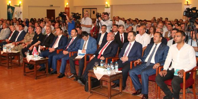 Doğu Anadolu 1. Gıda Tarım Ve Hayvancılık Zirvesi Başladı