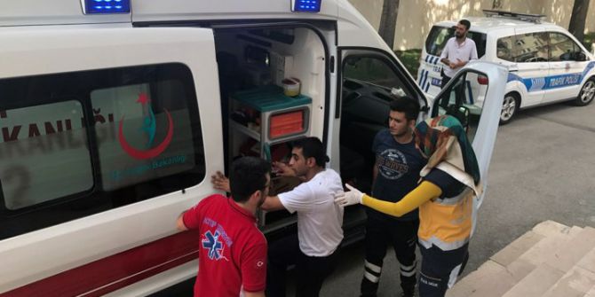 Kayıp Valiz Kavgası Kanlı Bitti: 2 Yaralı